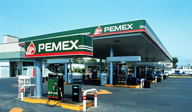 Pemex sufre robos por valor de 175.000 dolares a la hora por lo que dejara de transportar combustible terminado por sus ductos.