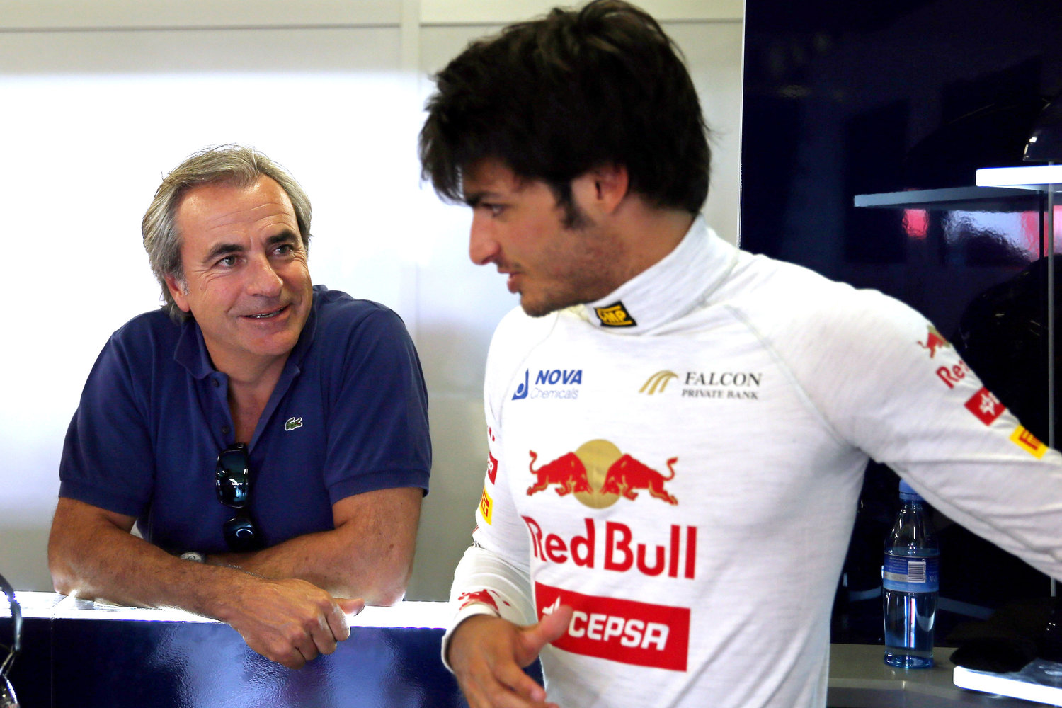 Carlos Sainz Jr ya viste los colores de la escuderia Toro Rosso